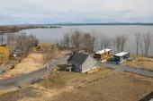 lgante maison avec accs privilgi au Lac Champlain