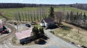 Danville (Estrie): Ferme de 185 acres, 90 acres cultivables, potentiel acricole, maison de campagne