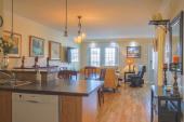 Condo 2 cac compltement meubl  Pointe-aux-Trembles