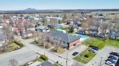 Wotton (Estrie) : Btiment avec grand potentiel d'optimisation (immeuble  revenus), 50 x 118 pi,