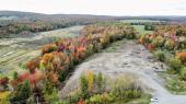 Ste-Anne-de-la-Rochelle (Estrie) : Terre  bois de 53 acres  deux pas du village, ruisseau.