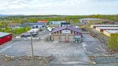 St-Alphonse-de-Granby (Estrie) : Btiment commercial de 4 356 pi2 sur grand terrain cltur 1.46ac