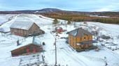 Chesterville (Centre-du-Québec) : Fermette de 49 acres avec maison ancestrale, plusieurs bâtiments, 