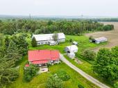 Tingwick (Centre-du-Québec) : Magnifique domaine de 27 acres, 17 acres cultivables, forêt, étangs