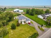 St-Mathias-sur-Richelieu (Montrgie) : Domaine questre de 13,73 arpents, curies 18 boxes, mange 