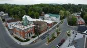 Danville (Estrie) : Immeuble  revenus, quadruplex, 2 x 3 , 1 x 4  et un local commercial,