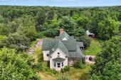 Notre-Dame-du-Bon-Conseil, Centre-du-Qubec : Fermette de 8,22 acres,maison de campagne de 3 chambre