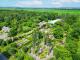 Mirabel (Laurentides) :  Domaine priv de 34 acres, somptueuse rsidence, magnifiques jardins, serre