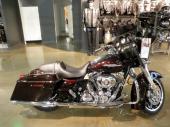 Moto Harley davidson FLHX Repentigny