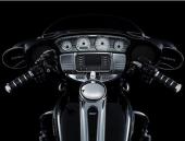 Contour de cadran Tri-line Gauge for 14 et plus Touring and Trike Kuryakyn 7284 pour Harley Davidson